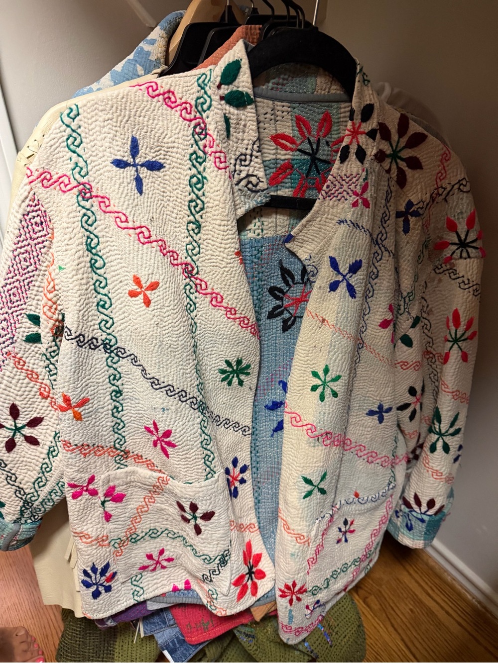 Sapeyka Embroidered Cream Floral Cotton Blend Sweater Jacket - Women's